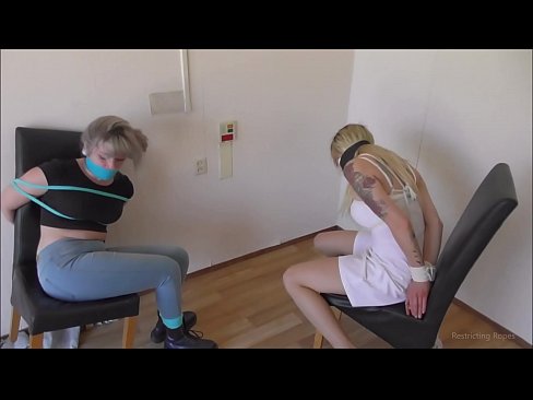❤️ Priklausomas / surištas ir sučiauptas / nelaimės ištikta mergina ❤❌ Porno prie mūsų ﹏
